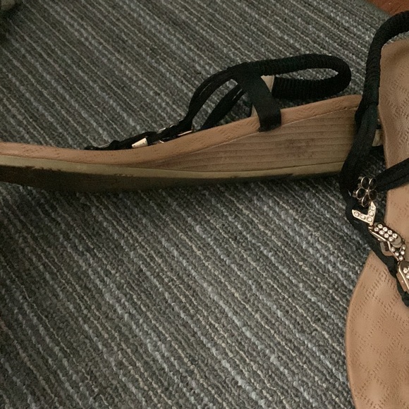 Sandals - Picture 2 of 3